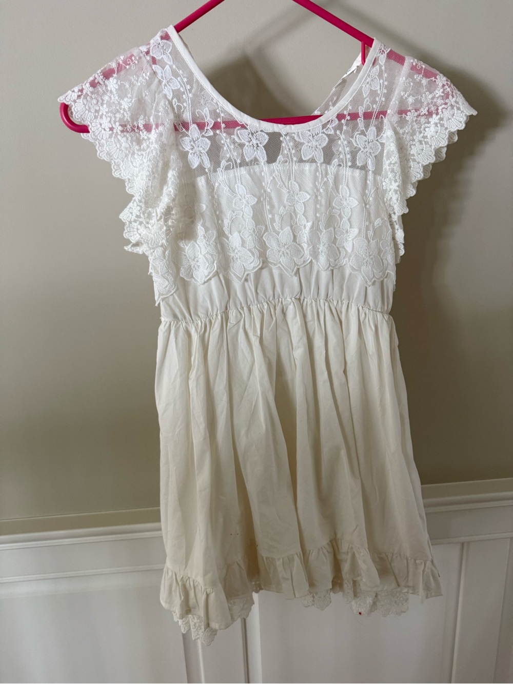 Girls' white Lace Yoke Ruffle Dress